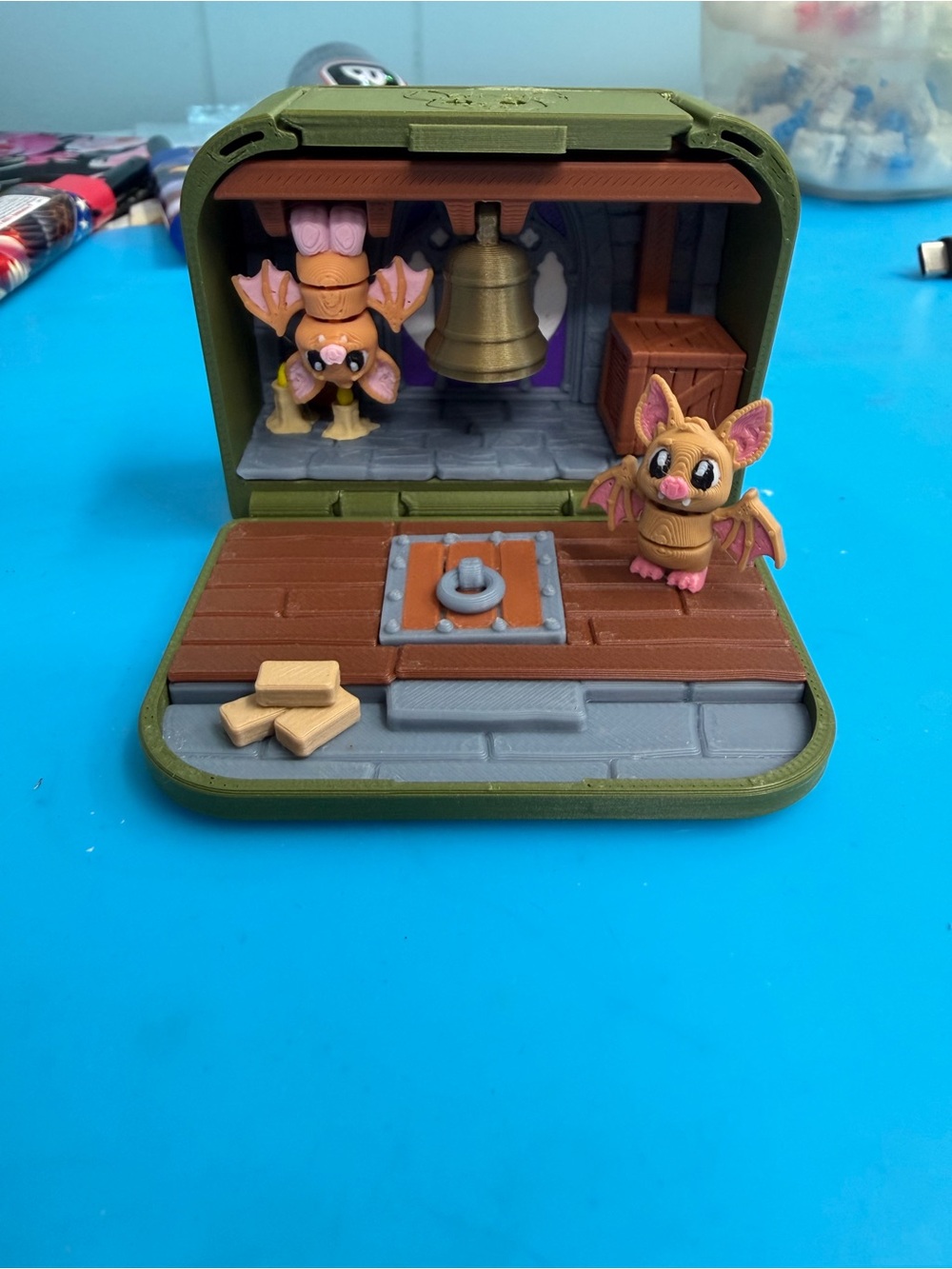 Bat Playset Small Pets Interactive Play Case - Green and Brown